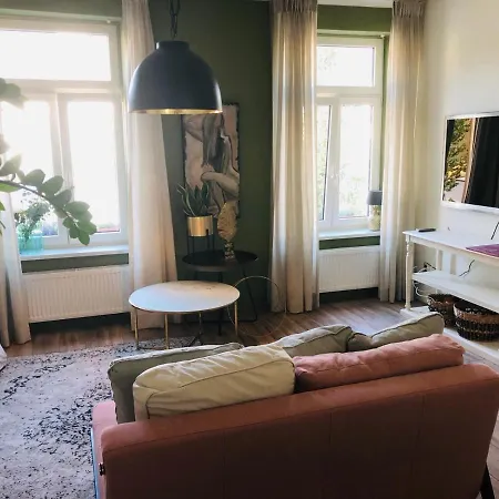 Couette-café Castle View 2 3*