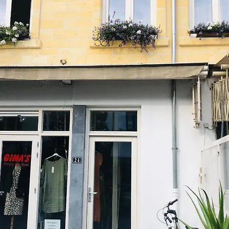 Castle View 2 Couette-café