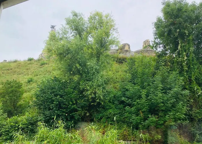 Castle View 2 3* 法尔肯堡