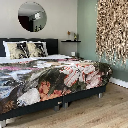 Castle View 2 Couette-café 3*