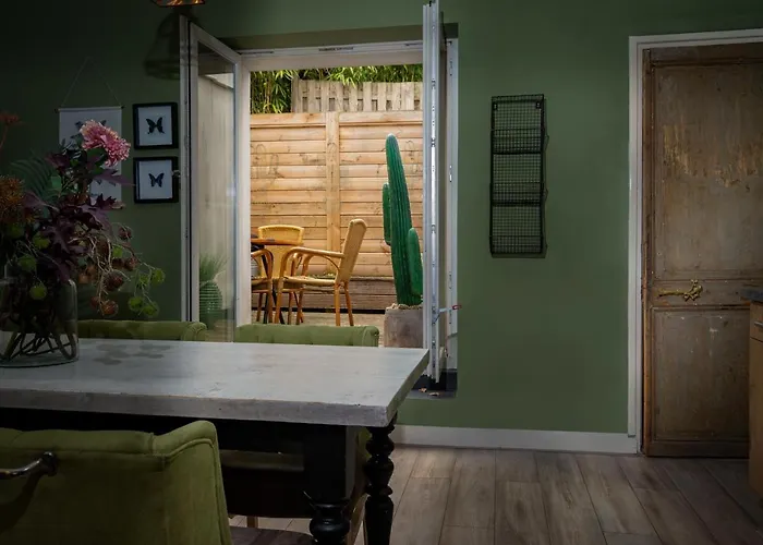 Couette-café Castle View 2 3*